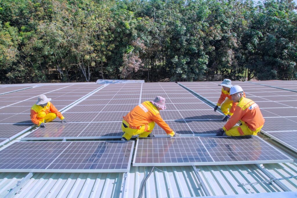Soaring Expansion of Clean Energy Employment Nationwide